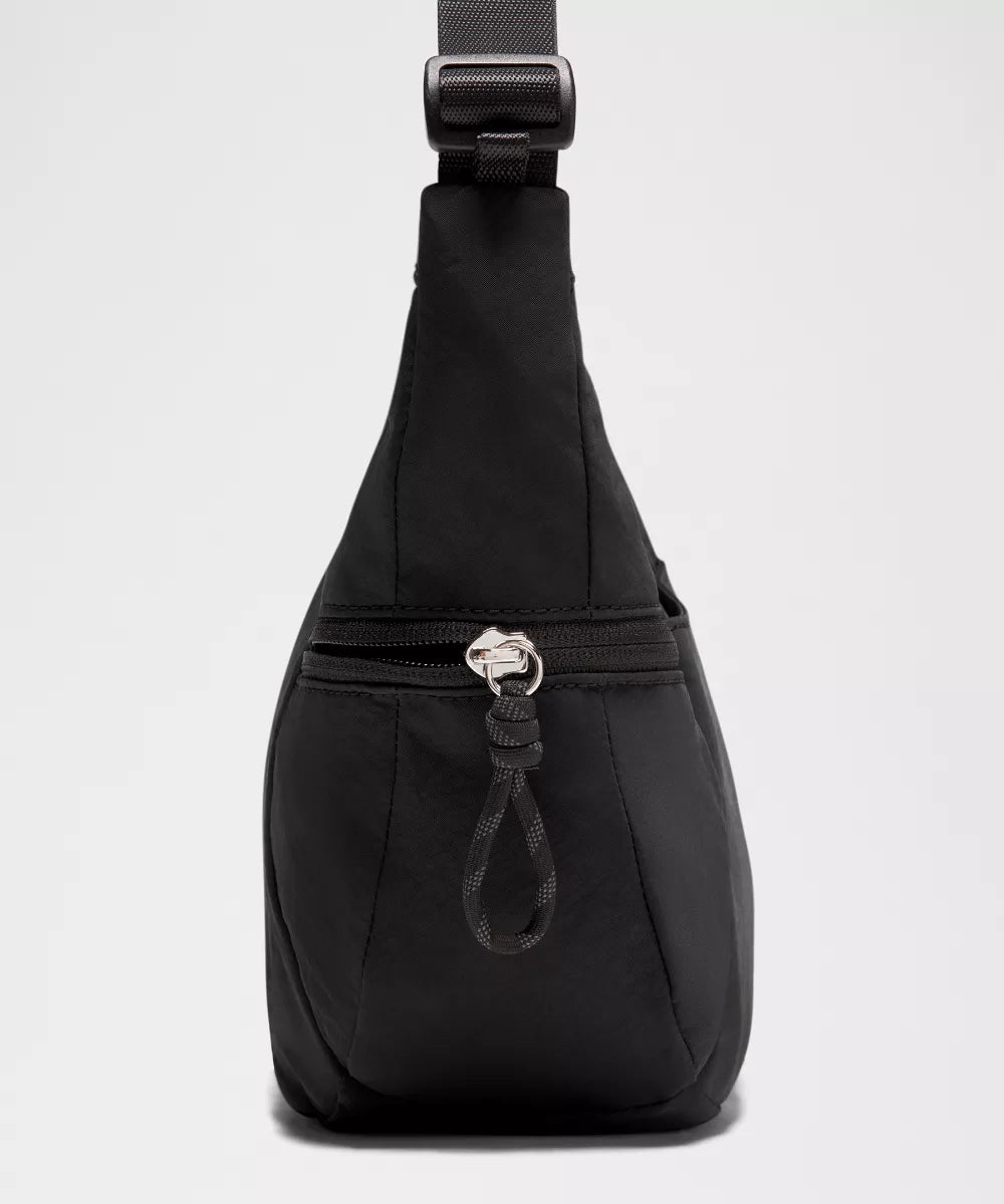 Slouchy Sling Bag Small 3L - Black