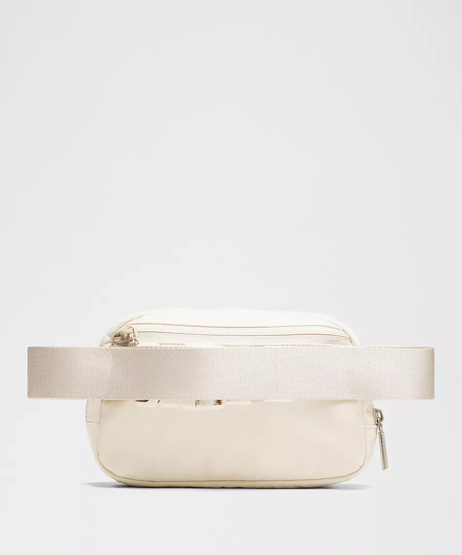 Everywhere Belt Bag