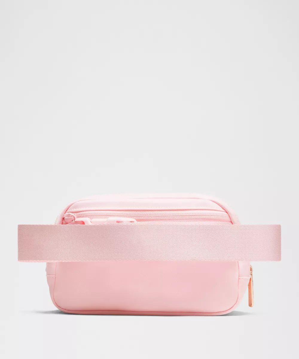 Everywhere Belt Bag
